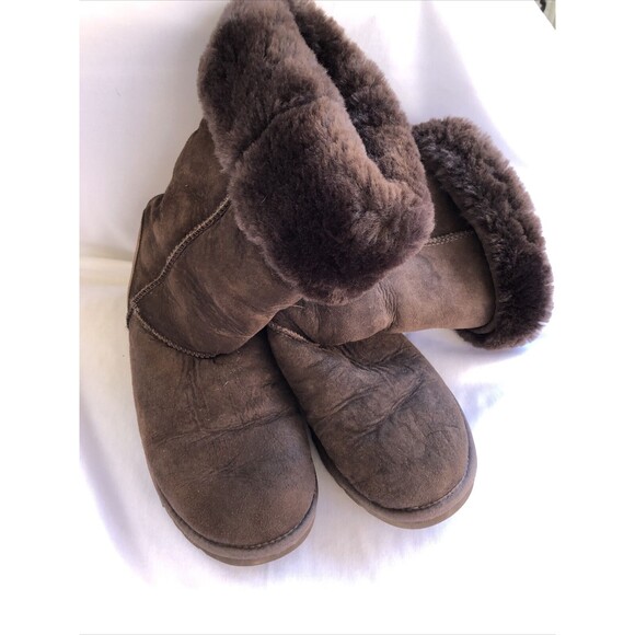 UGG Australia Chocolate Brown Classic Tall Boots Size 9 EUC - Picture 4 of 9